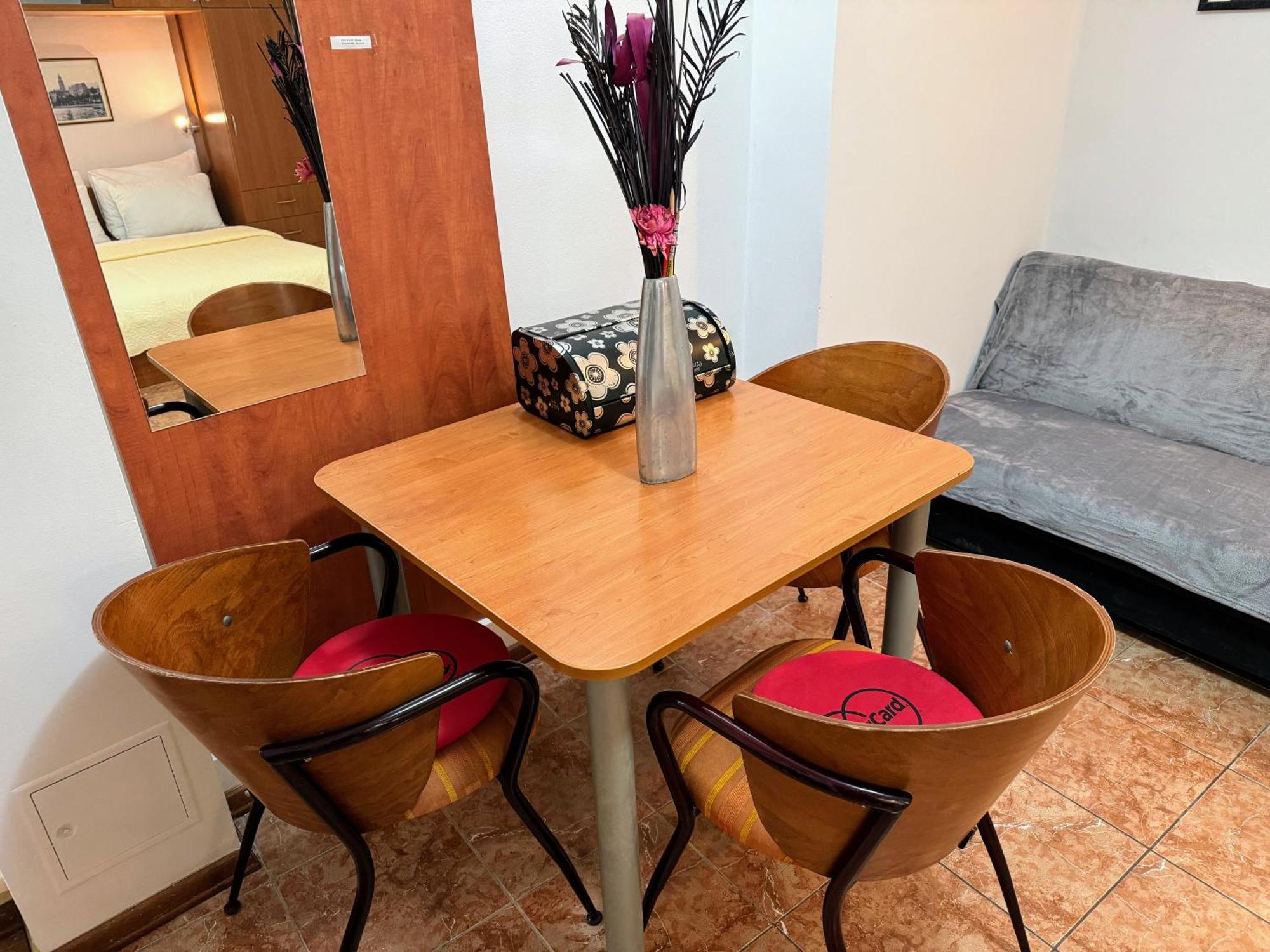 Grgur Studio Apartments Spalato Esterno foto