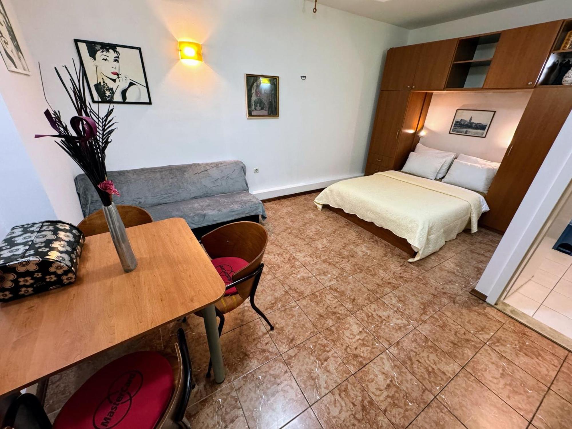 Grgur Studio Apartments Spalato Esterno foto